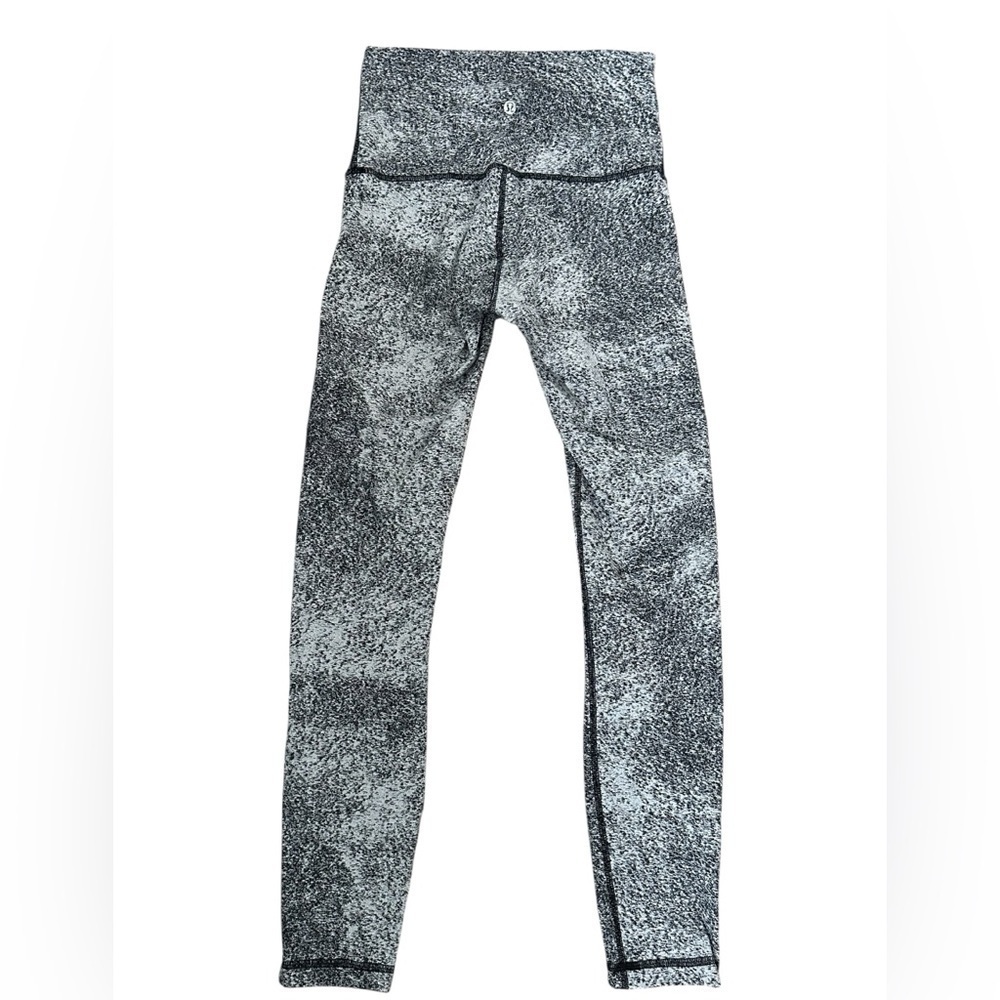 Lululemon Wunder Under black pattern Warmer style s 6